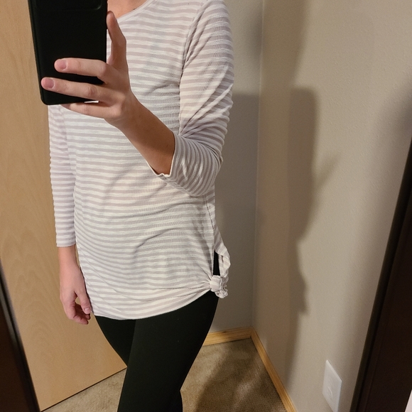 Tunic - Picture 2 of 4